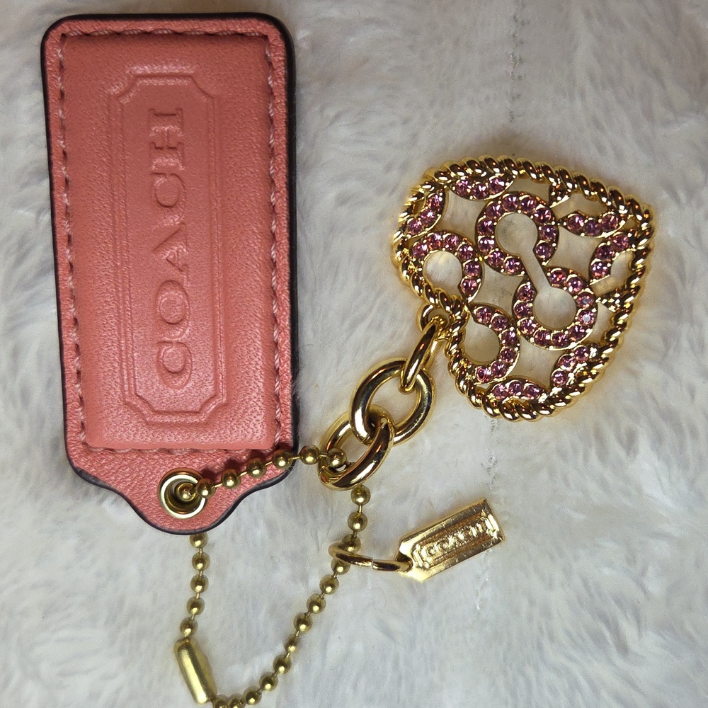 COACH 2.25" Salmon Pink Hangtag, Pink Pave & Gold Heart, Gold Coach Square - Picture 3 of 11